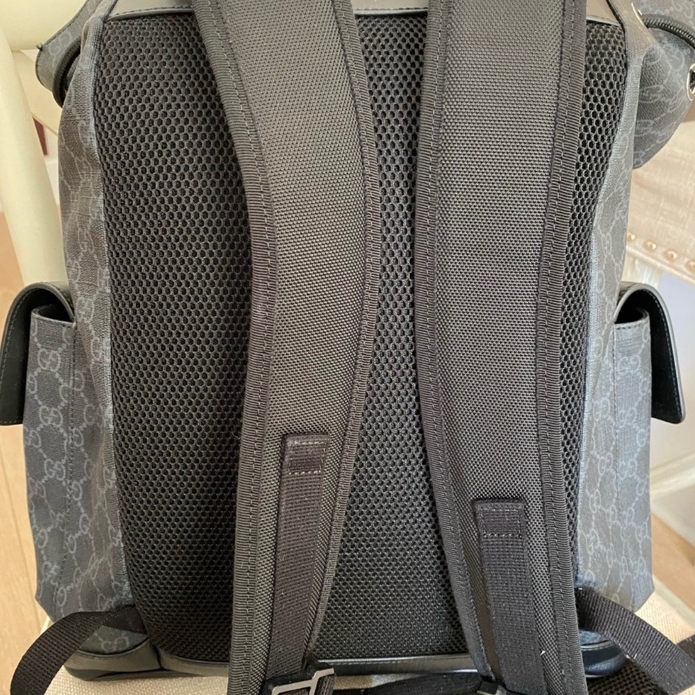 Authentic gg men back pack - Picture 2 of 2